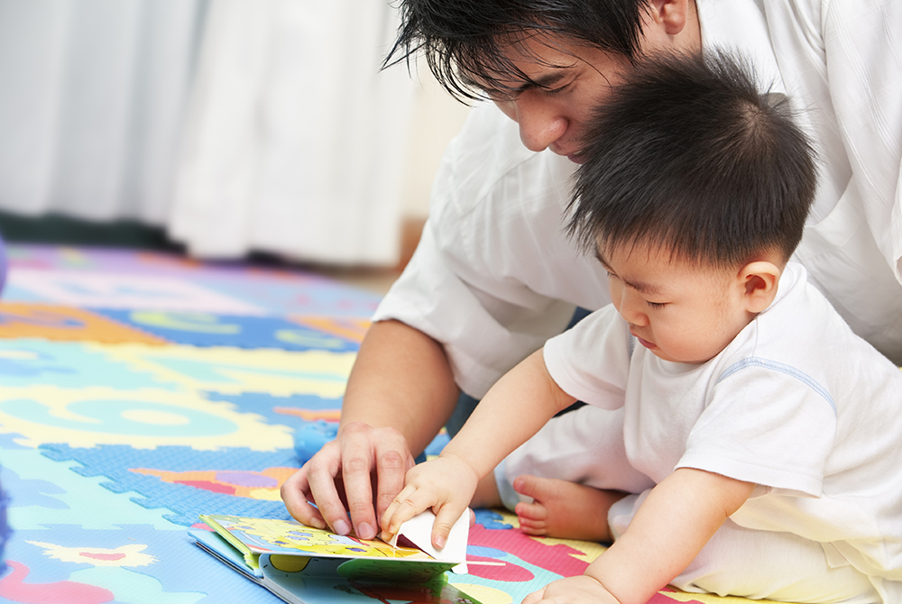 Image of How to Bond with Young Children through Songs, Rhymes and Books